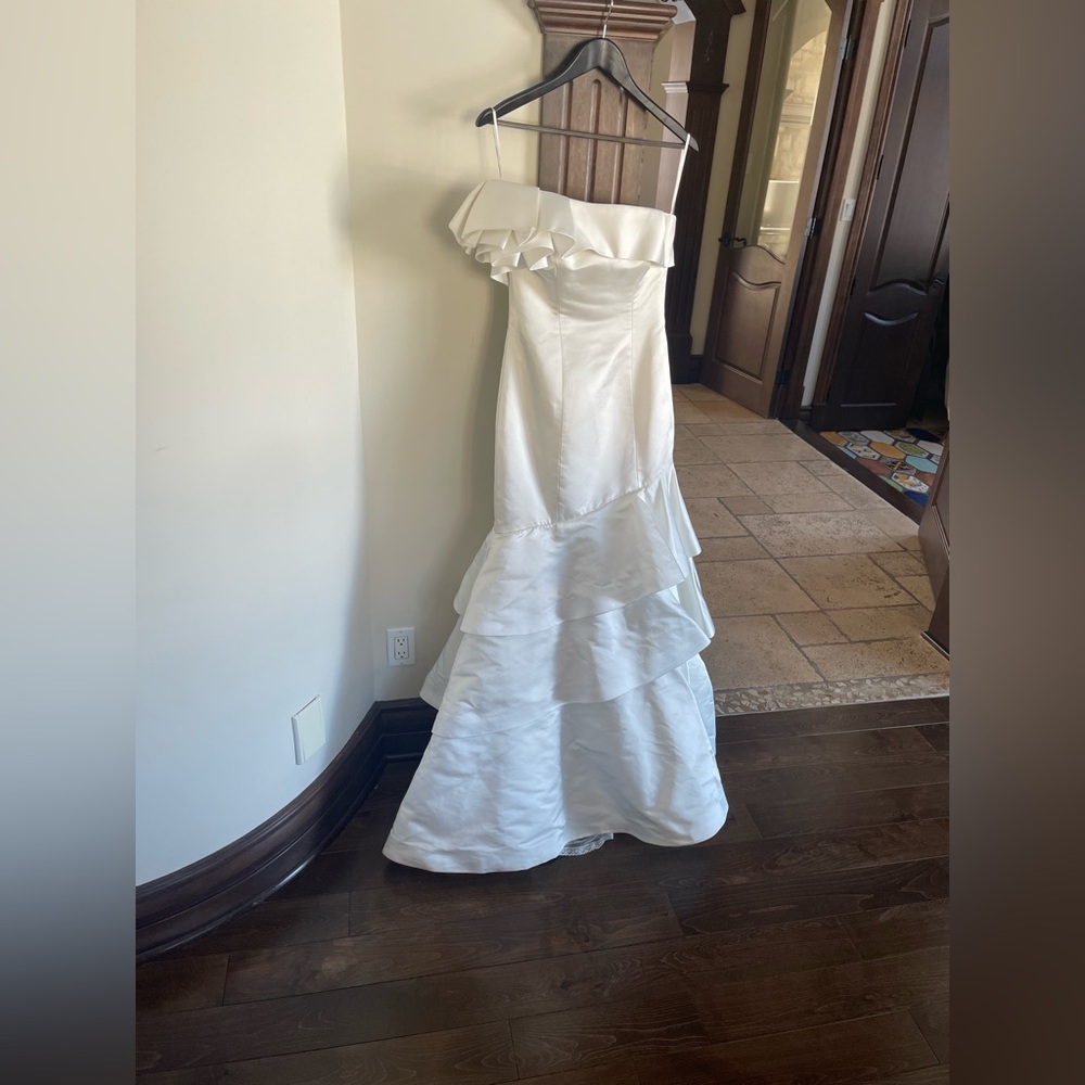 Pronovias Wedding Dress